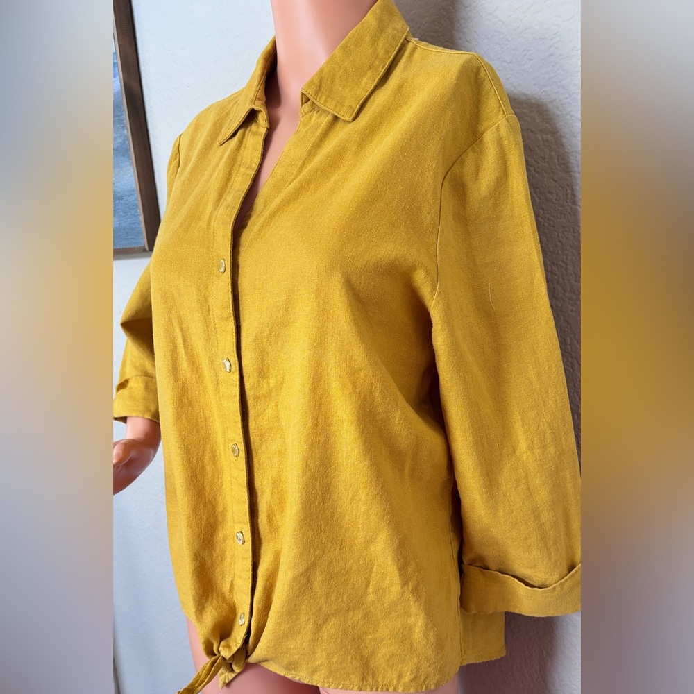 Anne Klein Women M Mustard Linen Rayon Button Front Tie Hem Blouse Long Sleeve